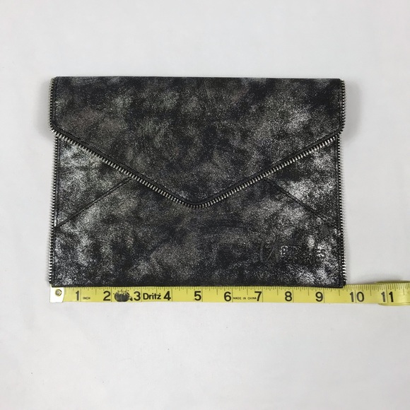 IT for Ulta Brushes Clutch  BRAND NEW - Picture 5 of 7